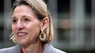 DEN HAAG - Mirjam Sterk, minister van Langdurige Zorg, Jeugd en Sport komt aan voor de eerste reguliere ministerraad met het nieuwe kabinet. KOEN VAN WEEL / ANP