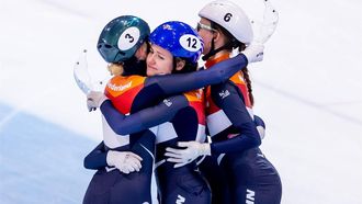 DRESDEN - Teleurstelling bij Michelle Velzeboer, Xandra Velzeboer, Selma Poutsma en Zoe Deltrap bij de finale 3000 meter relay vrouwen tijdens de eerste finaledag van de EK shorttrack. Schaatsers strijden in het Duitse Dresden om de titels in verschillende disciplines. ANP IRIS VAN DEN BROEK