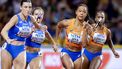 2023-08-25 20:13:06 BOEDAPEST - Tasa Jiya en Jamile Samuel in actie op de 4x100 meter estafette  tijdens de zevende dag van de wereldkampioenschappen atletiek. ANP ROBIN VAN LONKHUIJSEN