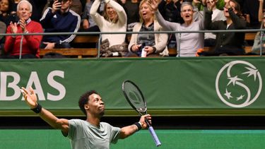 2023-10-22 17:50:16 France's Gael Monfils celebrates winning against Russia's Pavel Kotov during the men's singles final match of the ATP Nordic Open tennis tournament at the Royal Tennis Hall, in Stockholm, Sweden on October 22, 2023. 
  Monfils won the match 4-6, 7-6 and 6-3.
Jonathan NACKSTRAND / AFP