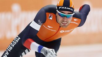 epa11208671 Patrick Roest of Netherlands in action during the Men’s 500m AllRound event at the ISU World Speed Skating Allround & Sprint Championships in Inzell, Germany, 09 March 2024.  EPA/ANNA SZILAGYI