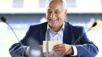 DEN BOSCH - Voormalig tophockeyer Tom van 't Hek tijdens de kick-off van het nieuwe hockeyseizoen van de Hoofdklasse Heren. Onder meer aanvoerders, spelers en trainers blikken vooruit op het komende seizoen. ANP PIROSCHKA VAN DE WOUW