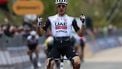 UAE Team Emirates XRG's Spanish rider Juan Ayuso celebrates after victory as he crosses the finish of the 7th stage of the 108th Giro d'Italia cycling race 168kms from Castel di Sangro to Tagliacozzo on May 16, 2025. 
Luca Bettini / AFP