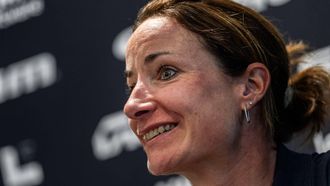 MAASTRICHT - Marianne Vos tijdens een persconferentie in het Van der Valk Hotel in aanloop naar de Amstel Gold Race van 2025. Marianne Vos kondigde aan dat ze voor onbepaalde tijd bij de wielerploeg Team Visma Lease a Bike blijft, tot het einde van het actieve wielercarriere. ANP VINCENT JANNINK