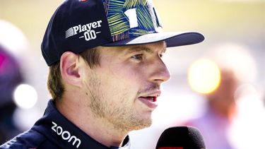 2023-08-26 16:29:44 ZANDVOORT - Max Verstappen (Red Bull Racing) na afloop van de kwalificatie voorafgaand aan de F1 Grand Prix van Nederland op het Circuit van Zandvoort op 26 augustus 2023 in Zandvoort, Nederland. ANP SEM VAN DER WAL