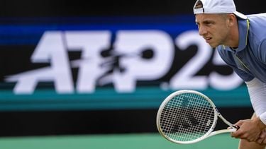 ROSMALEN - Tallon Griekspoor (NED) in actie tegen Mackenzie McDonald (USA) op de vijfde dag van het Libema Open tennis toernooi in Rosmalen. ANP SANDER KONING