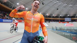 Netherlands' #168 Harrie Lavreysen celebrates after winning the men's keirin final event of the 2025 UCI Track World Championships at the Penalolen Velodrome, in Santiago, on October 23, 2025. 
Javier TORRES / AFP