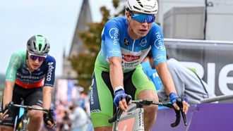 Alpecin-Premier Tech Belgian rider Jasper Philipsen (R) crosses the finish line at stage three of the 'Renewi Tour' multi-stage cycling race, from Celles to Geraardsbergen (182 km) on  August 21, 2026. 
DAVID PINTENS / Belga / AFP