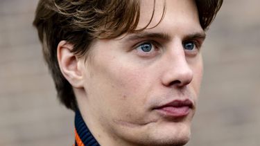 DEN HAAG - Jens van ‘t Wout bij aankomst voor een huldiging van de Olympische medaillewinnaars en hun coaches in de Glazen Zaal. REMKO DE WAAL / ANP