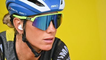 Team Visma | Lease a Bike's French rider Pauline Ferrand-Prevot looks on as she warms up ahead of the 3rd (out of 9) stage of the fifth edition of the Women's Tour de France cycling race, 156.5 km from Geneva to Poligny, in Poligny, central-eastern France on August 3, 2026. 
NICOLAS TUCAT / AFP