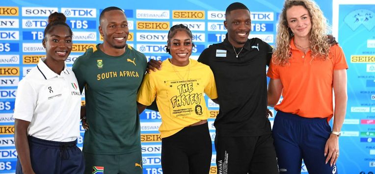 (L/R) Italy’s Zaynab Dosso, South Africa’s Akani Simbine, Jamaica’s Elaine Thompson-Herah, Botswana’s Letsile Tebogo and Netherland’s Lieke Klaver pose for a photograph after speaking to the media ahead of the Gaborone 26 World Athletics Relays in Gaborone on May 1, 2026. 
AFP