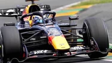 MELBOURNE - Max Verstappen (Red Bull Racing) tijdens de race op het Albert Park Circuit in aanloop naar de Grote Prijs van Australië. SANDER KONING / ANP