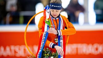 LEEUWARDEN - Michelle Velzeboer wint goud op de finale 1000 meter tijdens de slotdag van de Nederlandse kampioenschappen shorttrack in de Elfstedenhal. ANP IRIS VAN DEN BROEK