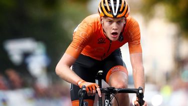 2019-09-26 15:51:02 HARROGATE - Enzo Leijnse komt als vierde over de finish tijdens de wegwedstrijd van de junior mannen tijdens de wereldkampioenschappen wielrennen. ANP BAS CZERWINSKI