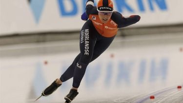 epa11121926 Irene Schouten of the Netherlands competes during the Women's 3000 meters race at the ISU Speed Skating World Cup in Quebec City, Quebec, Canada, 02 February 2024.  EPA/CJ GUNTHER