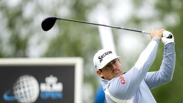 BADHOEVEDORP - Darius van Driel in actie op de slotdag van het KLM Open golftoernooi bij golfclub The International. ANP SANDER KONING