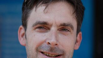 ALBERTVILLE - Team Sky ploegleider Servais Knaven voor de start van de de elfde etappe van de 105e editie van de Ronde van Frankrijk tussen Albertville en La Rosiere. ANP BAS CZERWINSKI