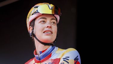 MAASTRICHT - Mischa Bredewold (Team SD Worx - Protime) tijdens de ploegenpresentatie voorafgaand aan de start van de Amstel Gold Race 2026 in Maastricht. MARCEL VAN HOORN / ANP