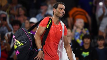 epa11058901 Rafael Nadal of Spain smiles and leaves the court after losing his quarter-final match against Jordan Thompson of Australia at the 2024 Brisbane International tennis tournament in Brisbane, Australia, 05 January 2024.  EPA/JONO SEARLE AUSTRALIA AND NEW ZEALAND OUT   EDITORIAL USE ONLY  EDITORIAL USE ONLY