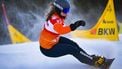 epa12604689 Michelle Dekker of the Netherlands in action during the  qualifying of the women's Parallel Slalom race at the FIS Snowboard Alpine World Cup in Davos, Switzerland, 20 December 2025.  EPA/GIAN EHRENZELLER
