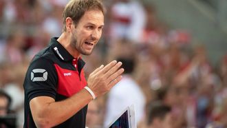2019-09-04 00:00:00 epa07817965 Germany's head coach Felix Koslowski reacts during the CEV Volleyball Women European Championship 2019 quarter final match between Poland and Germany in Lodz, Poland, 04 September 2019.  EPA/GRZEGORZ MICHALOWSKI POLAND OUT