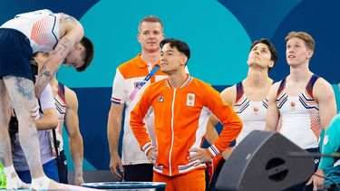 PARIJS - Casimir Schmidt, Loran de Munck, Frank Rijken en Martijn de Veer in actie tijdens de kwalificaties bij het turnen tijdens de Olympische Spelen. De turners kunnen zich kwalificeren voor de teamfinale en individuele finales. ANP IRIS VAN DEN BROEK