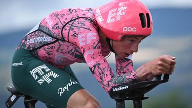 2022-06-08 13:09:13 EF Education-Easypost team's Belgian rider Jens Keukeleire rides during the fourth stage of the 74th edition of the Criterium du Dauphine individual time trial cycling race, 31.9 km between Montbrison and La Batie d'Urfe, central eastern France, on June 8, 2022. 
Marco BERTORELLO / AFP