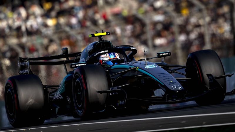 SHANGHAI - Andrea Kimi Antonelli (Mercedes) in actie tijdens de kwalificatie op het Shanghai International Circuit in aanloop naar de Grote Prijs van China. SANDER KONING / ANP