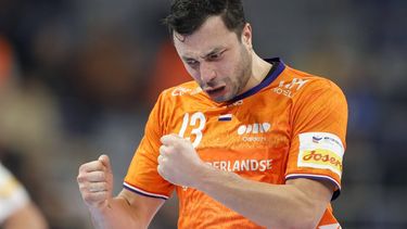 epa11069848 Netherland's Samir Benghanem reacts during the EHF Men's EURO 2024 Group E handball match between Netherlands and Georgia in Mannheim, Germany, 11 January  2024.  EPA/RONALD WITTEK