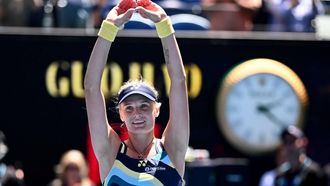 epa11095242 Dayana Yastremska of Ukraine celebrates during her 4th round win against Victoria Azarenka of Belarus on Day 9 of the 2024 Australian Open at Melbourne Park in Melbourne, Australia, 22 January 2024.  EPA/JOEL CARRETT  AUSTRALIA AND NEW ZEALAND OUT