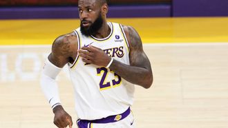 epa11306017 Los Angeles Lakers forward LeBron James looks down court during the first half of the NBA playoffs round one, game four between the Denver Nuggets and Los Angeles Lakers in Los Angeles, California, USA, 27 April 2024.  EPA/ALLISON DINNER SHUTTERSTOCK OUT