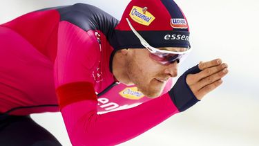 HEERENVEEN - Tijmen Snel reageert na de 1000 meter op de laatste dag van het World Cup kwalificatietoernooi schaatsen in Thialf. ANP VINCENT JANNINK