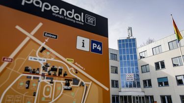 ARNHEM - Exterieur van het kantoor van de Nederlandse sportorganisatie NOC*NSF op Nationaal Sportcentrum Papendal bij Arnhem. ANP SEM VAN DER WAL