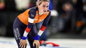 2023-03-02 18:45:25 HEERENVEEN - Irene Schouten (NED) tijdens de 3000 meter race op de ISU WK Afstanden schaatsen in Thialf. ANP VINCENT JANNINK