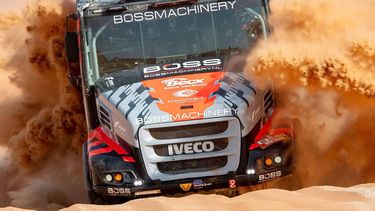 epaselect epa10401071 Dutch driver Janus Van Kasteren, Polish co-driver Darek Rodewald, and Dutch mechanic Marcel Snijders of Boss Machinery Team DE Rooy Iveco in action  during the 11th stage of the Dakar Rally 2023 from Shaybah to Empty Quarter, Saudi Arabia, 12 January 2023.  EPA/Leon Jansen