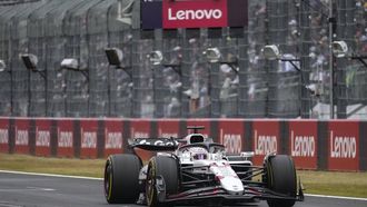 epa12013027 Red Bull Racing driver Max Verstappen of the Netherlands leads the race during the 2025 Formula 1 Japanese Grand Prix at the Suzuka Circuit, in Suzuka, Japan, 06 April 2025.  EPA/FRANCK ROBICHON