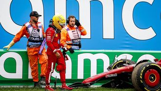 ZANDVOORT - Lewis Hamilton (Ferrari) is gecrasht tijdens de F1 Grand Prix van Nederland op het Circuit van Zandvoort. ANP SEM VAN DER WAL