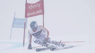 epa08055366 Alexander Schmid of Germany during the Men’s Giant Slalom at the FIS Alpine Skiing World Cup in Beaver Creek, Colorado, USA, 08 December 2019.  EPA/JOHN G. MABANGLO