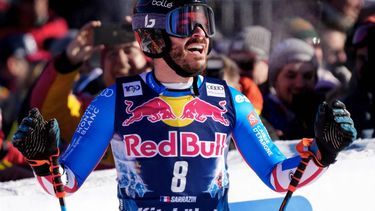 France's Cyprien Sarrazin reacts after the first run of the Men's Downhill event of FIS Alpine Skiing World Cup in Kitzbuehel, Austria on January 20, 2024. 
GEORG HOCHMUTH / APA / AFP