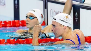 PARIJS - Kira Toussaint tijdens zwemmen op het onderdeel 100 meter rugslag vrouwen tijdens de derde dag van de Olympische Spelen in Frankrijk. ANP IRIS VAN DEN BROEK