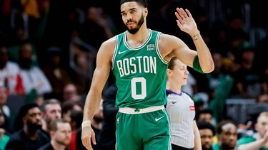 epa11248939 Boston Celtics forward Jayson Tatum reacts during the first half of the NBA basketball game between the Boston Celtics and the Atlanta Hawks in Atlanta, Georgia, USA, 28 March 2024.  EPA/ERIK S. LESSER SHUTTERSTOCK OUT