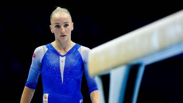 2023-09-28 16:39:39 ANTWERPEN - XXX bereidt zich tijdens een training voor op het WK Turnen in het Belgische Antwerpen. ANP IRIS VAN DEN BROEK