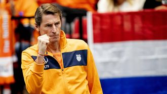 GRONINGEN - Coach Paul Haarhuis van Nederland op de eerste dag van het Daviscup Qualifiers duel tussen Nederland en Zwitserland in Martiniplaza. De winnaar van de ontmoeting plaatst zich voor groepsfase van de Daviscup Final. ANP SANDER KONING