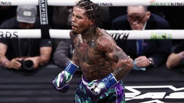 epa10587118 Gervonta Davis of the US reacts after knocking out Ryan Garcia of the US during their Lightweights 12 rounds fight at the T-Mobile Arena in Las Vegas, Nevada, USA, 22 April 2023.  EPA/ETIENNE LAURENT