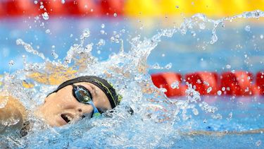 2023-07-25 11:14:16 epa10767237 Marrit Steenbergen of the Netherlands competes in the Women's 200m Freestyle heats of the Swimming events during the World Aquatics Championships 2023 in Fukuoka, Japan, 25 July 2023.  EPA/KIYOSHI OTA