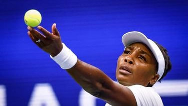 USA's Venus Williams serves the ball to Czech Republic's Karolina Muchova during their women's singles first round tennis match on day two of the US Open tennis tournament at the USTA Billie Jean King National Tennis Center in New York City, on August 25, 2025. 
Kena Betancur / AFP
