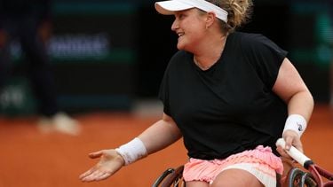 Netherlands' Aniek Van Koot reacts as she plays against Japan's Yui Kamiji during their women's wheelchair singles final match on day 14 of the French Open tennis tournament on Court Suzanne-Lenglen at the Roland-Garros Complex in Paris on June 7, 2025. 
Alain JOCARD / AFP