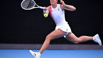 Poland's Iga Swiatek hits a return against Germany's Eva Lys during their women's singles match on day nine of the Australian Open tennis tournament in Melbourne on January 20, 2025. 
WILLIAM WEST / AFP