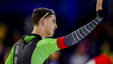 HEERENVEEN - Jenning de Boo reageert na de tweede 500 meter op de eerste dag van het World Cup kwalificatietoernooi schaatsen in Thialf. ANP VINCENT JANNINK