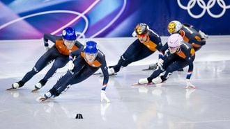 MILAAN - Shorttrackers Xandra Velzeboer, Michelle Velzeboer, Friso Emons en Michelle Velzeboer tijdens een training in het Milano Ice Skating Area. ROBIN VAN LONKHUIJSEN / ANP